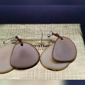 Native nights whisper earrings E0174